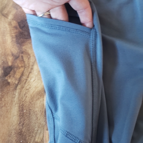 Maurice's in Motion teal blue size small leggings - Picture 3 of 4